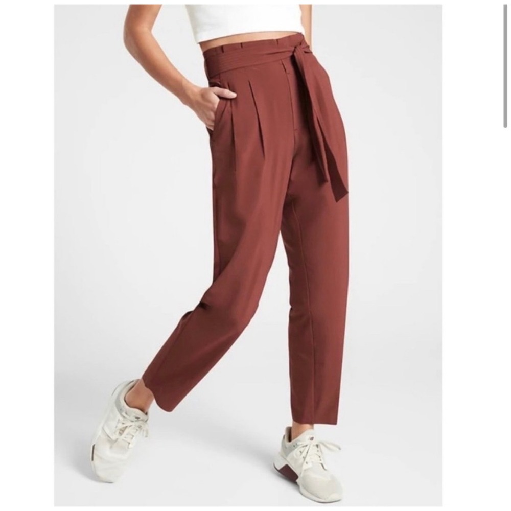 Athleta Skyline II Pant in Cognac Brown Size 6 Athleisure Travel Casual